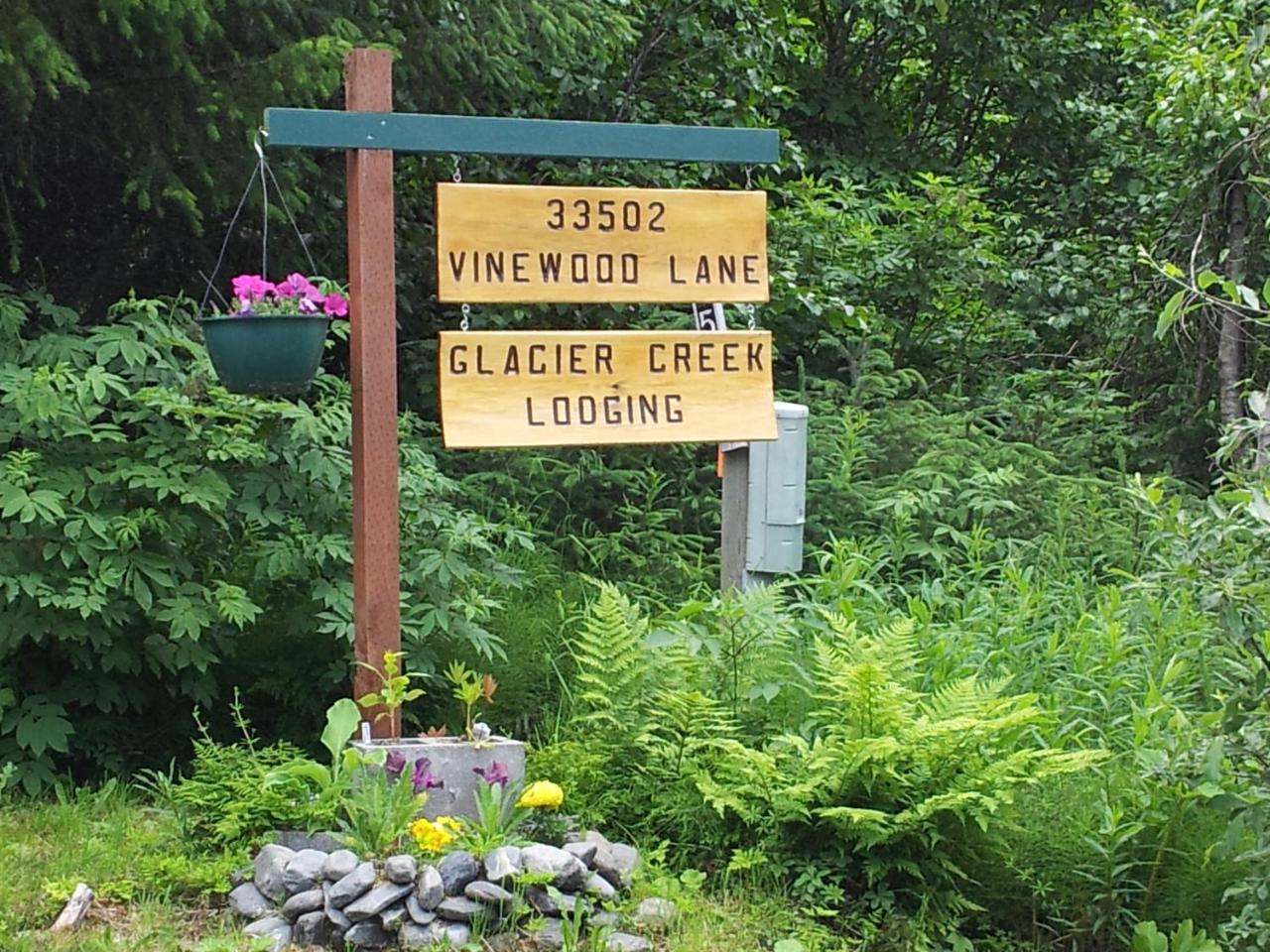 Glacier Creek Lodging Seward Exterior photo
